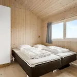 別荘 3 Bedroom Ocean Front In