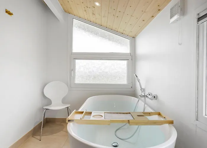 度假居 3 Bedroom Ocean Front In