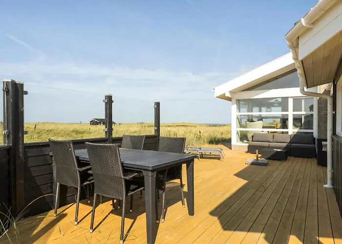 3 Bedroom Ocean Front In *